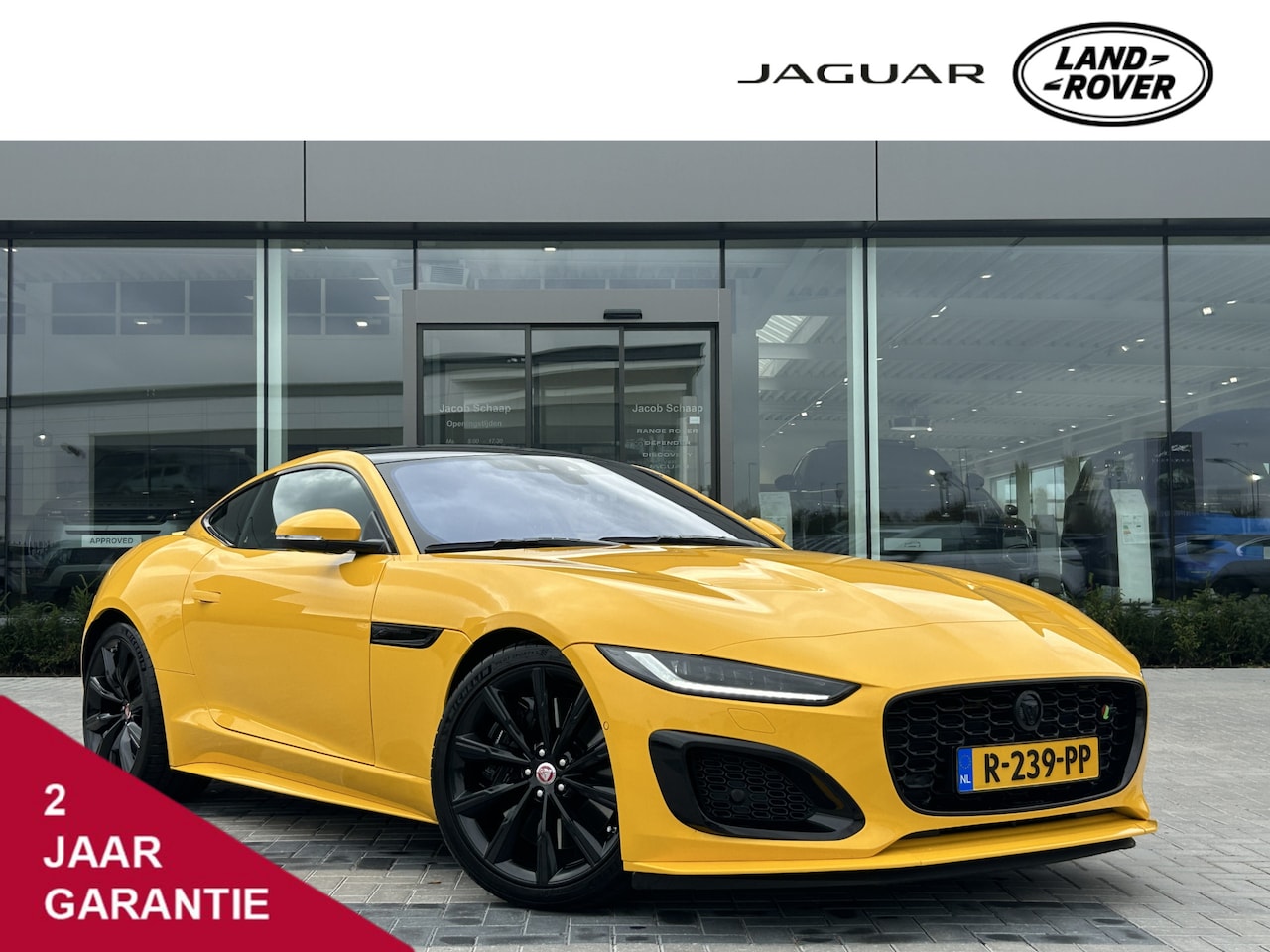Jaguar F-type - P575 5.0 V8 575pk Aut. AWD Coupé - R | SVO Sorento Yellow | Geklimatiseerde sportstoelen | - AutoWereld.nl