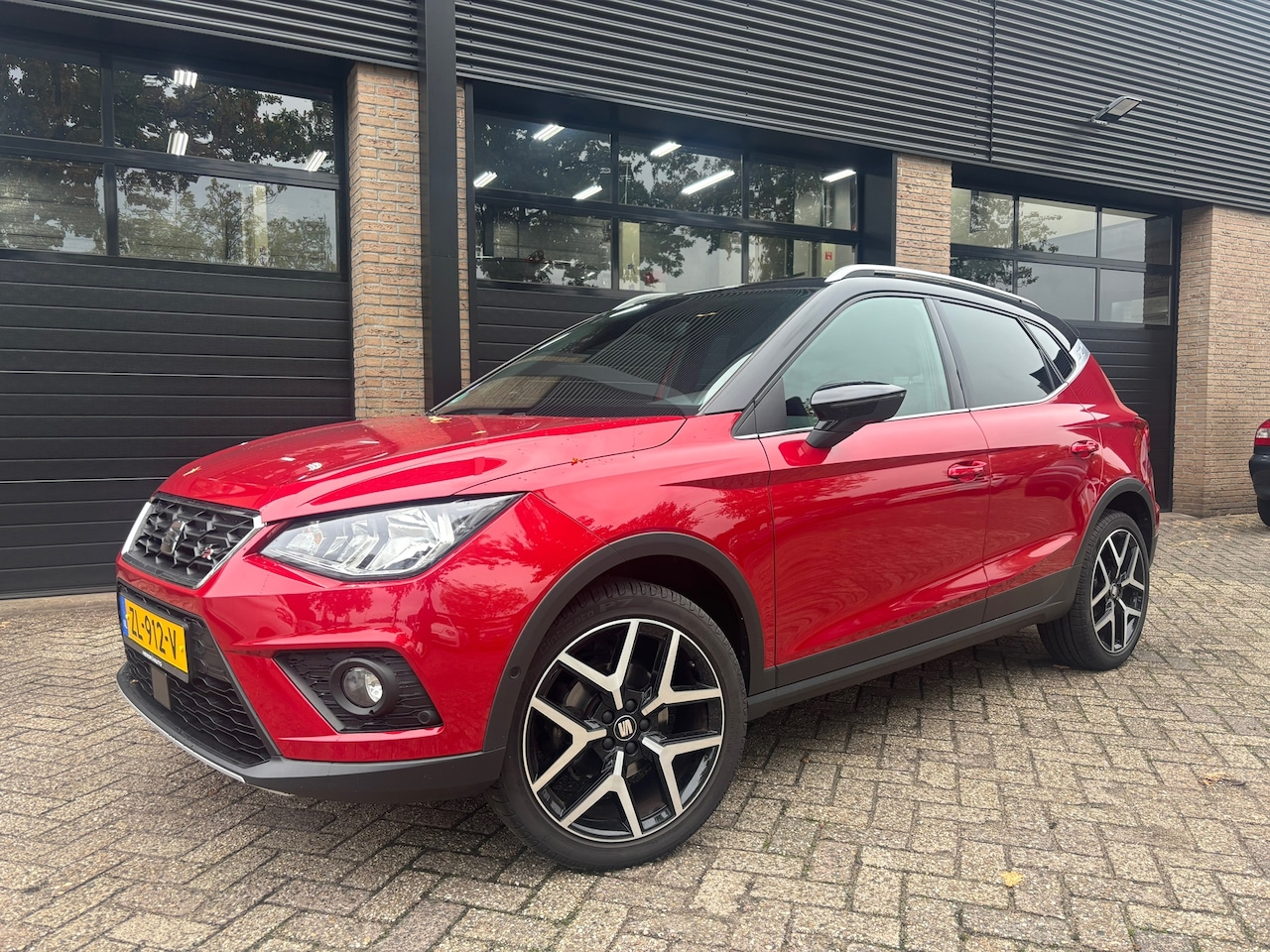 SEAT Arona - 1.0 TSI FR Xcellence Business Intense - AutoWereld.nl