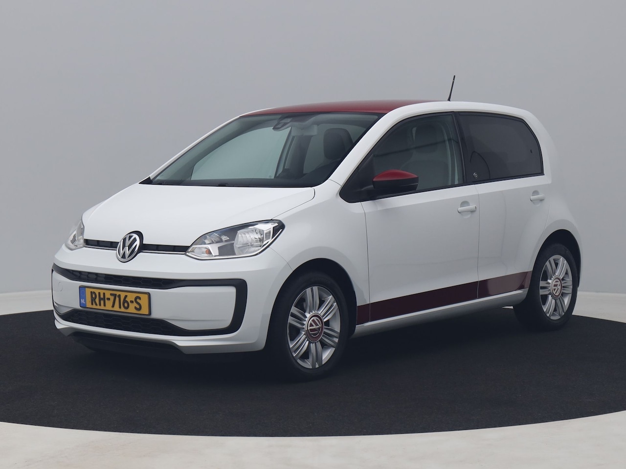 Volkswagen Up! - 1.0 BMT Beats! | AIRCO | BEATS | CRUISE - AutoWereld.nl
