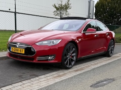 Tesla Model S - P85D Performance free supercharging Soh 92.8% 700PK