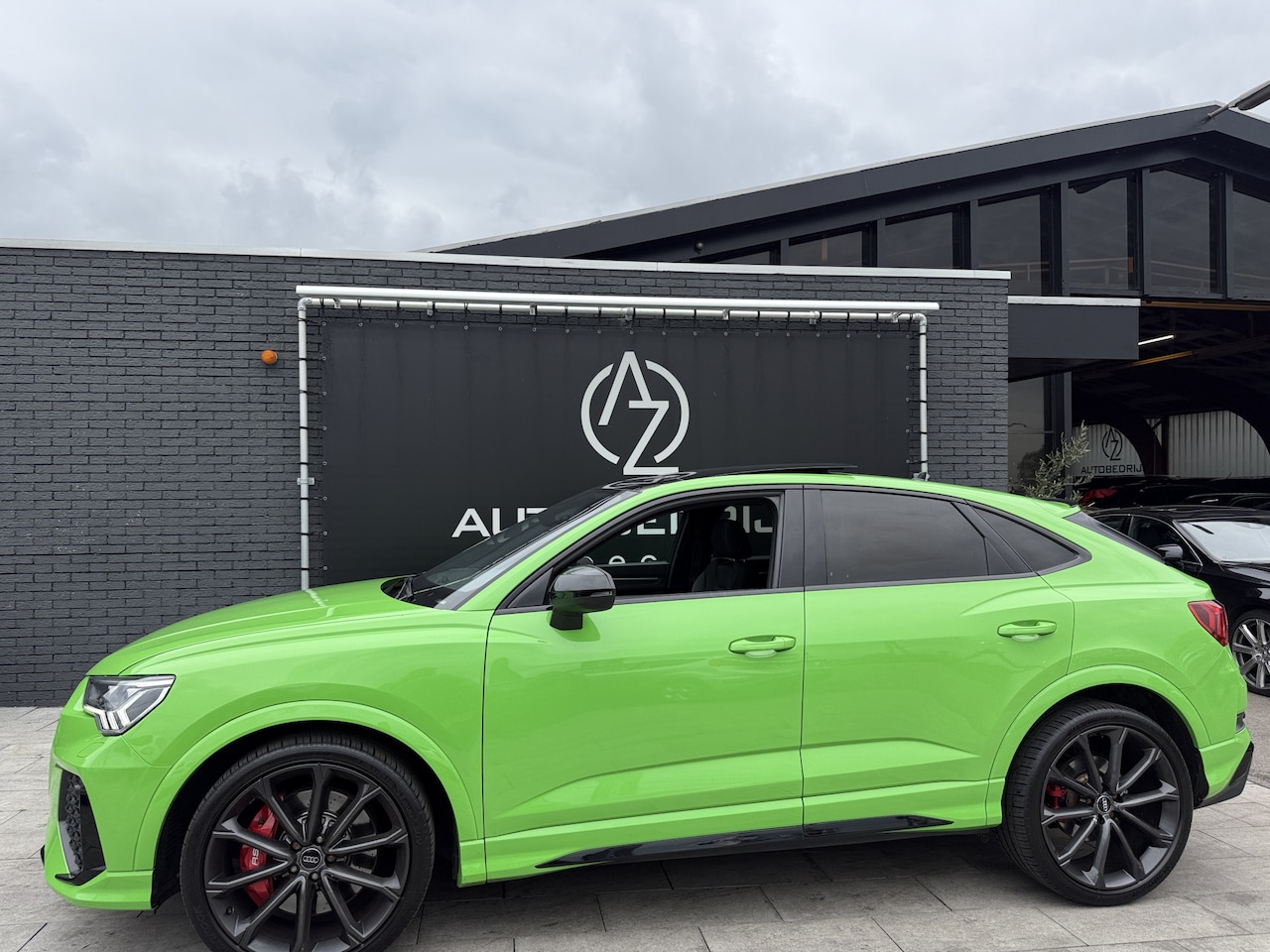 Audi RSQ3 - portback Q3 2.5 TFSI RS 400PK *kyalami green* - AutoWereld.nl