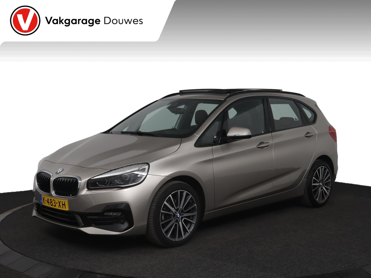 BMW 2-serie Active Tourer - 218i High Executive |NAP |1e eigenaar | Automaat | Pano | HUD | Stoelverwarming | Camera - AutoWereld.nl