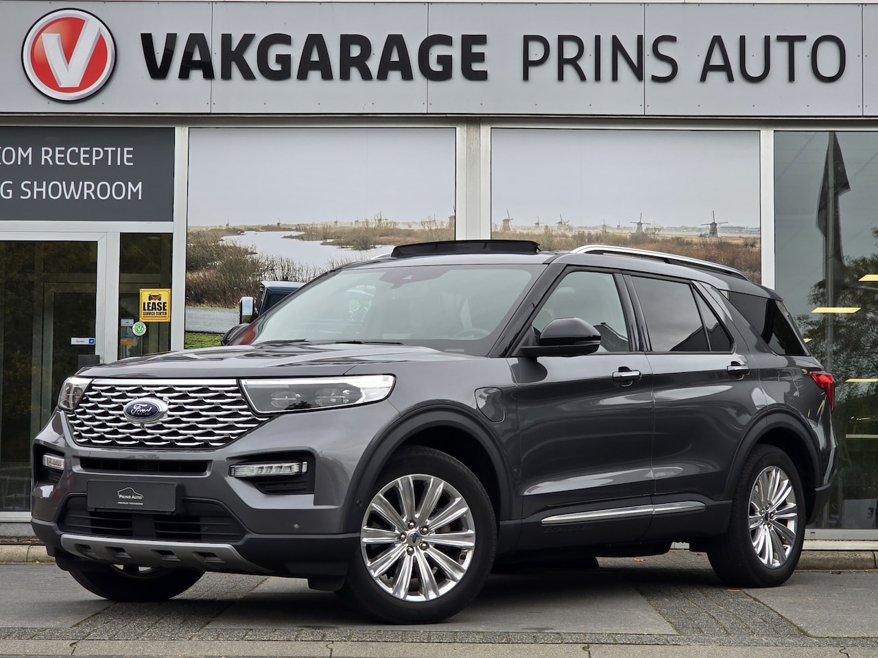 Ford Explorer - 3.0 V6 EcoBoost PHEV Platinum 7p. |PANO|DEALER ONDERH.|BTW|1e EIG|B&O| 3699 - AutoWereld.nl