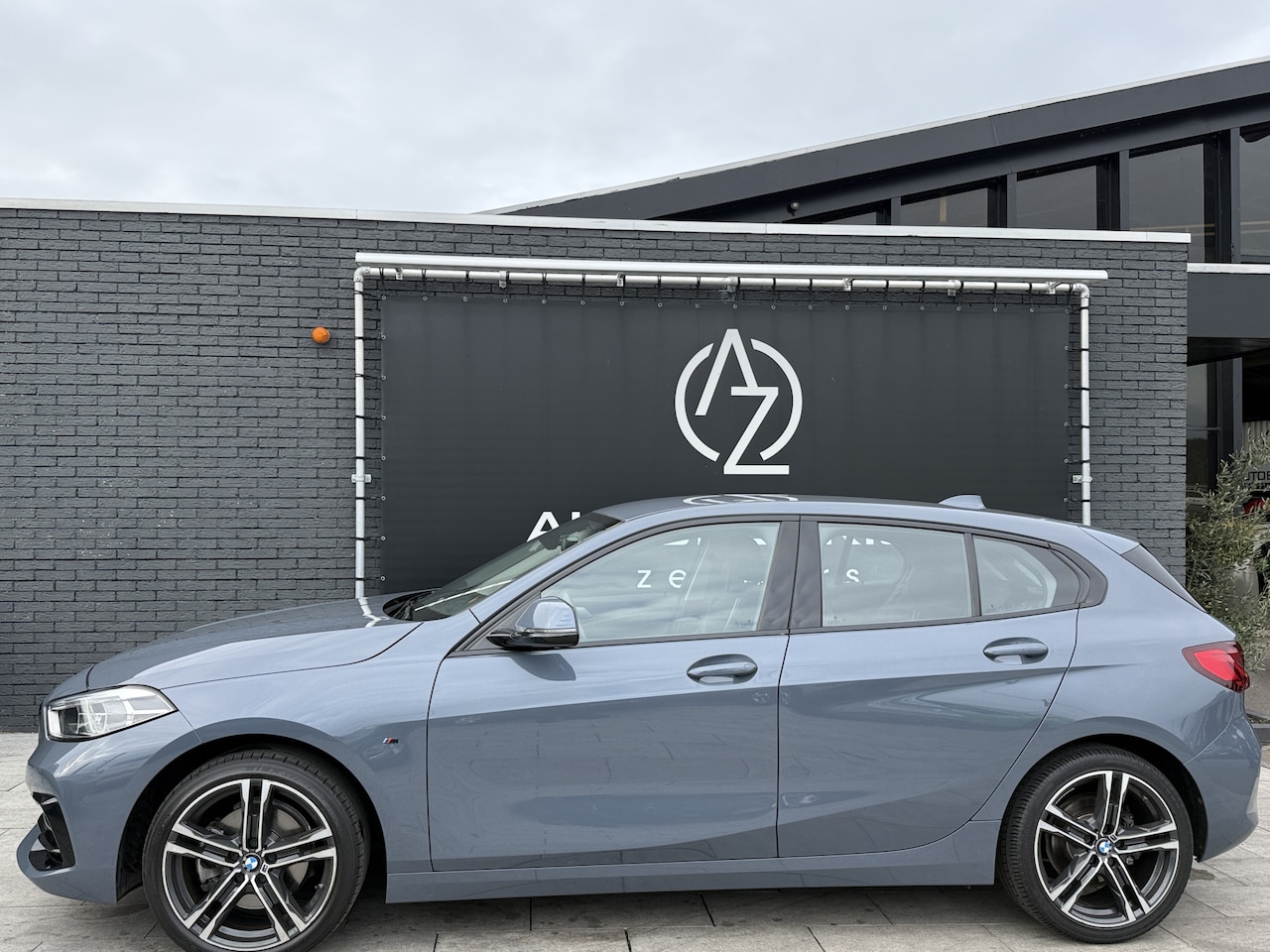 BMW 1-serie - 116i High Executive M-Edition * Automaat * - AutoWereld.nl
