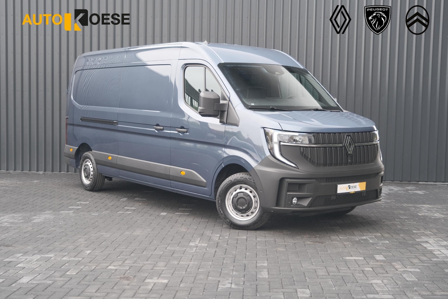 Renault Master - T35 2.0 dCi 170 L3H2 Extra | Trekhaak | Camera | Vloerplaat | Apple Carplay - AutoWereld.nl