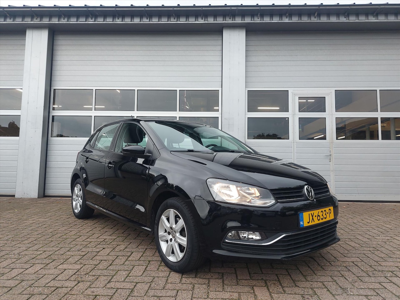 Volkswagen Polo - 1.0 TSI 75PK CRUISE AIRCO BLUETOOTH - AutoWereld.nl