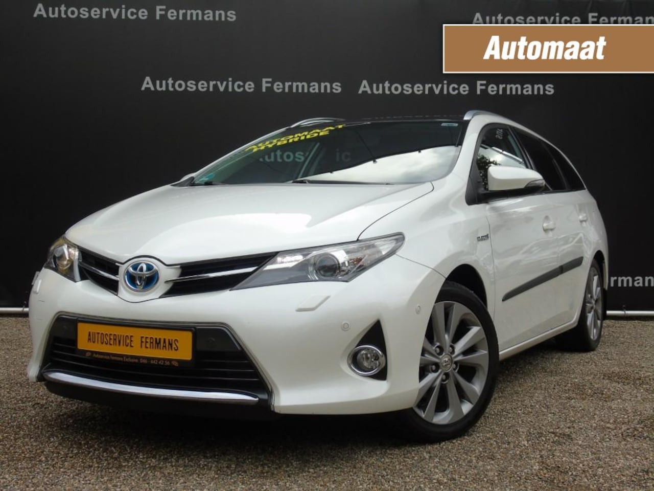 Toyota Auris - 1.8 Hybride aut. - 2014 - 99DKM - Navi-Camera-Trekhaak-Panoramadak - AutoWereld.nl