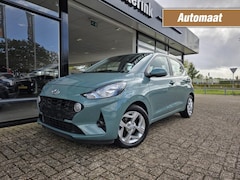 Hyundai i10 - 1.0 COMFORT 5-ZITS AUTOMAAT/PARKEER/15LM/STOEL+ STUURVERWARMING