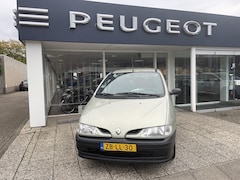 Renault Mégane Scénic - 1.6 E RN