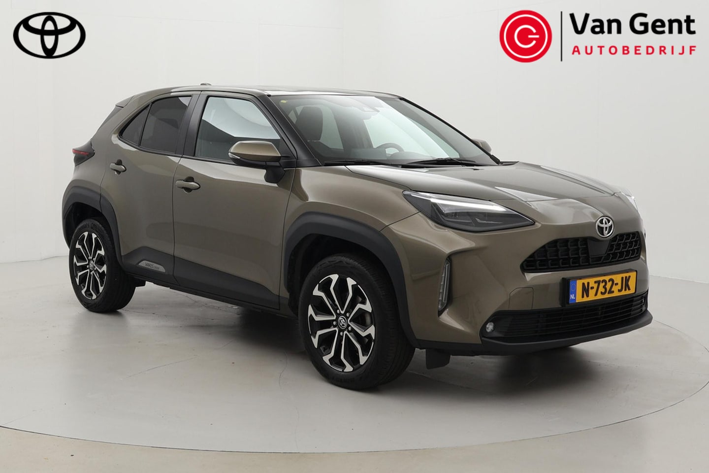 Toyota Yaris Cross - 1.5 VVT-I First Edition | Navigatie | Adaptive Cruise | Keyless | Full LED | Apple Carplay - AutoWereld.nl