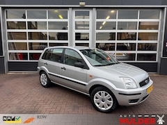 Ford Fusion - 1.4-16V LUXURY / AIRCO / TREKHAAK / LAGE KMS / RIJKLAAR
