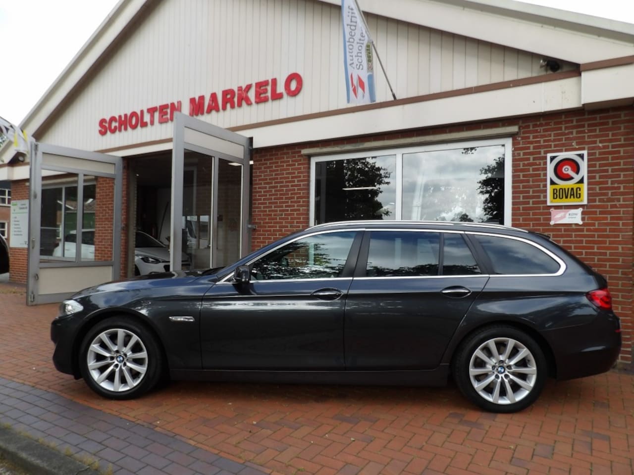 BMW 5-serie Touring - 520i High Executive TOURING - AutoWereld.nl
