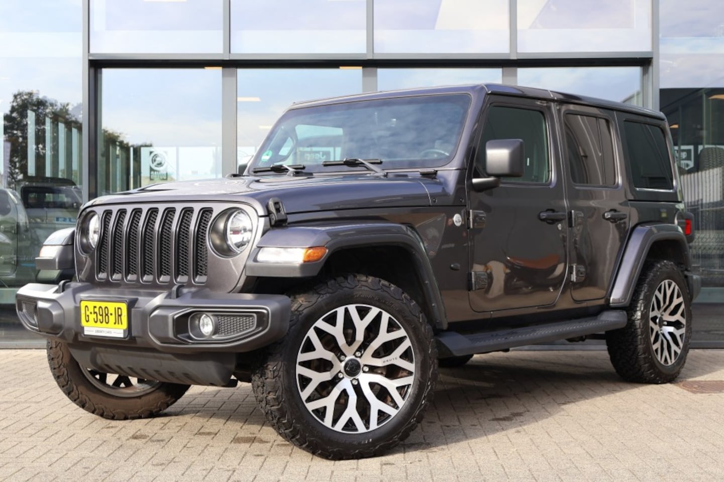 Jeep Wrangler - 2.0T SAHARA JL 4x4 Aut. Hardtop / 20 inch BRUTE Wheels / Hardtop - AutoWereld.nl