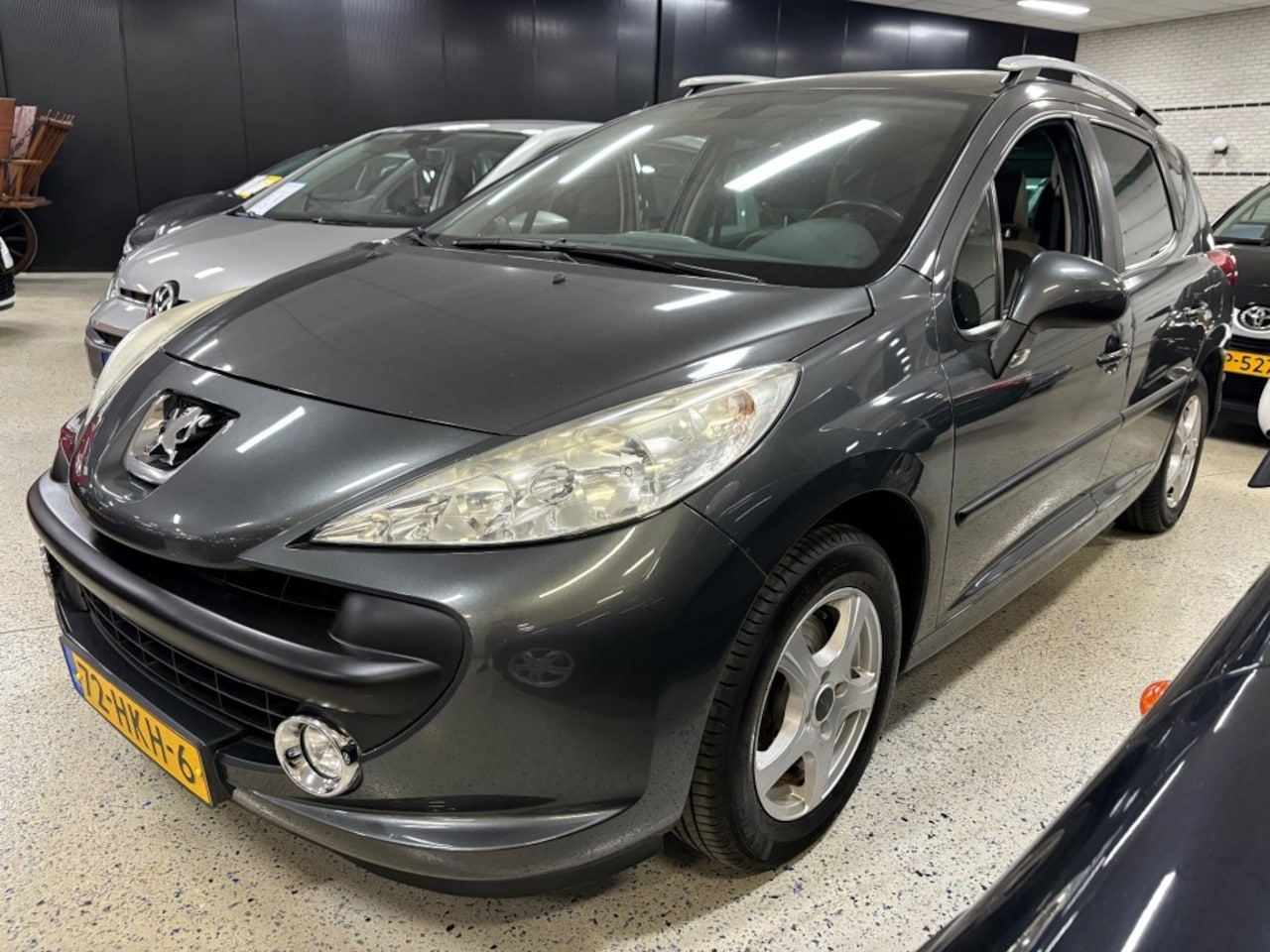Peugeot 207 - 1.6 VTI LPG G3 Onderbouw Panorama Dak Trekhaak ECC Airco Cruise - AutoWereld.nl