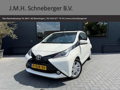 Toyota Aygo - 1.0 VVT-i X-Wave Cabrio / Navi / Camera / Cruisecontrol