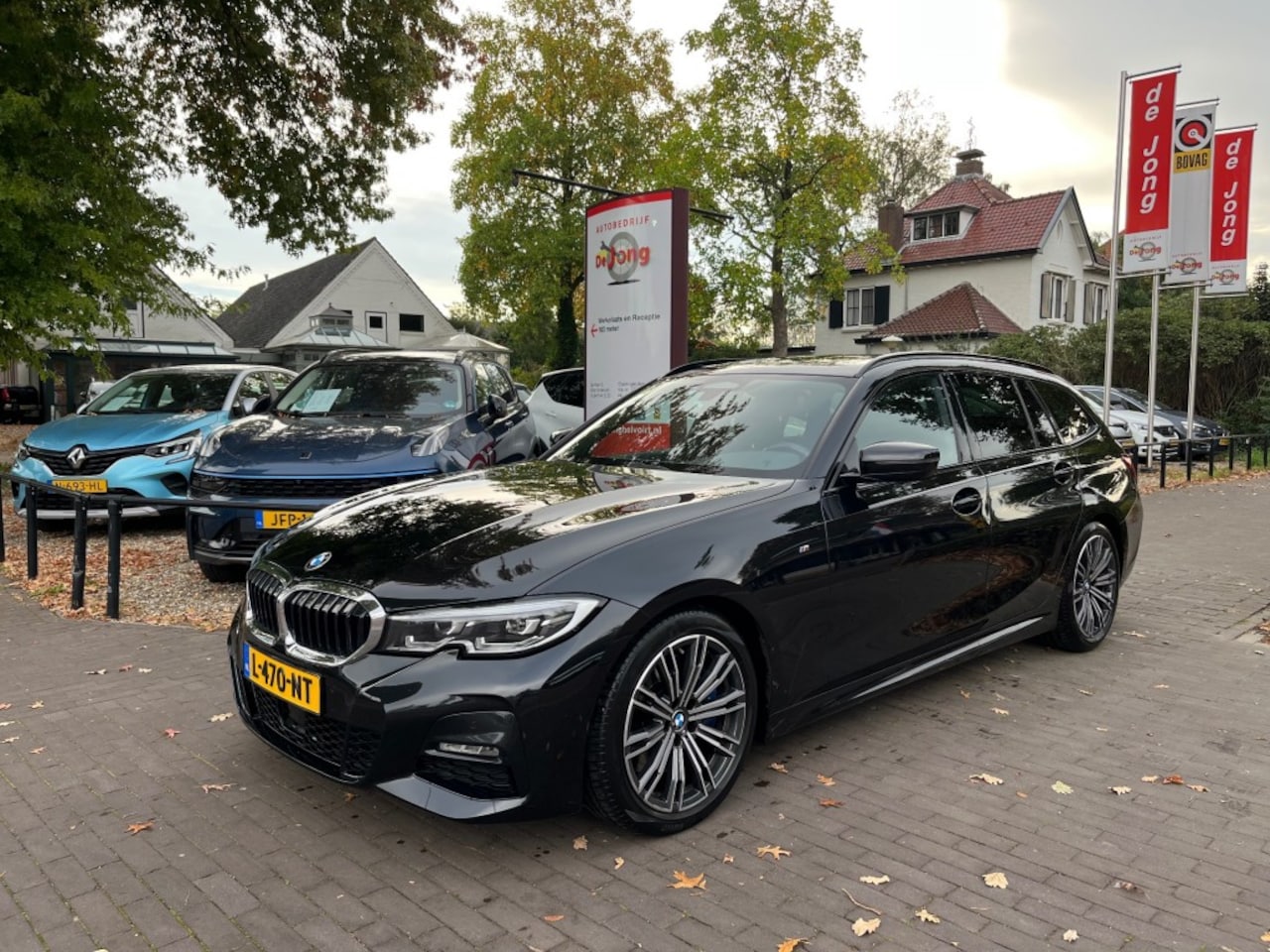 BMW 3-serie Touring - TOURING 330I HIGH EXECUTIVE M-PAKKET / SCHUIFDAK / NAVI / DAB - AutoWereld.nl