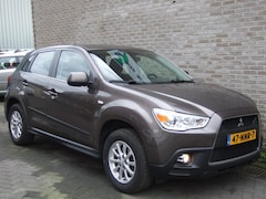 Mitsubishi ASX - 1.6 Intro Edition ClearTec - 1e eig - Parrot