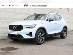 Volvo XC40 - B4 Automaat Plus Dark | Trekhaak | Verwarmbare voorruit |Premium Audio by Harman Kardon |