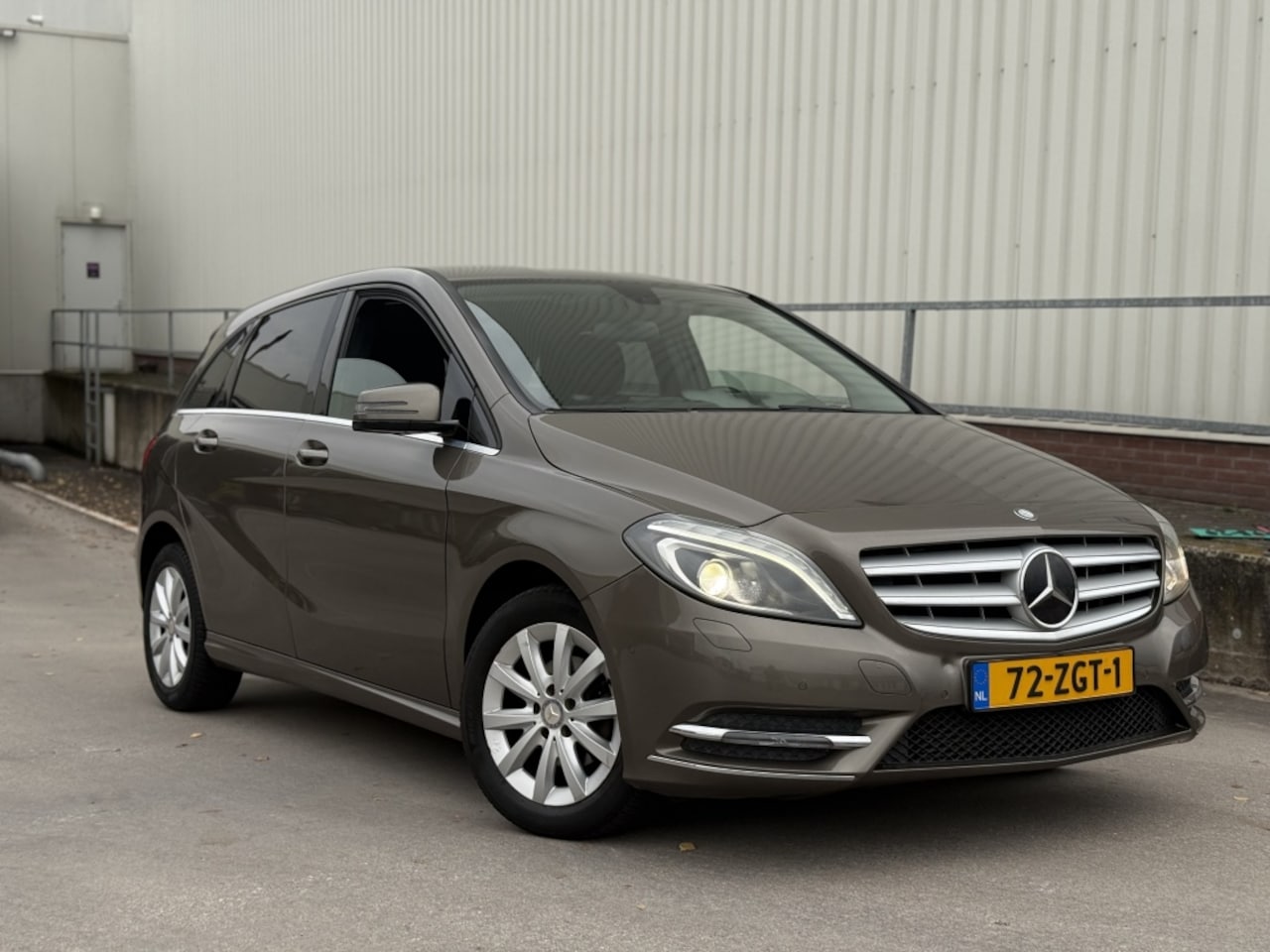 Mercedes-Benz B-klasse - 180 CDI Ambition II Airco II Xenon II - AutoWereld.nl