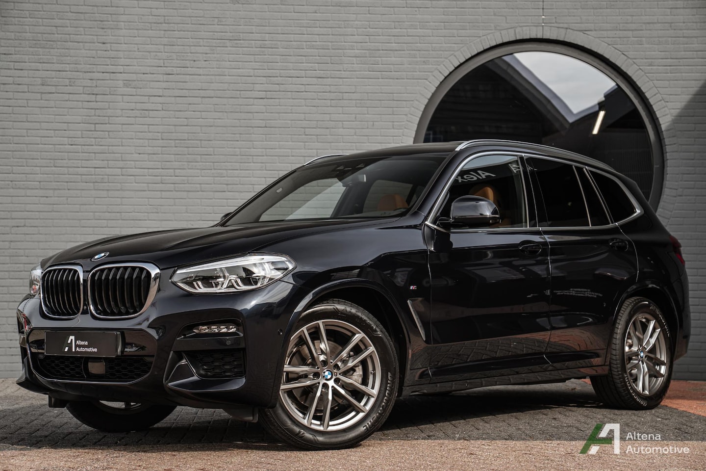 BMW X3 - xDrive20i High Executive Edition M-sport, panoramadak, 360 camera, adaptieve cruise - AutoWereld.nl