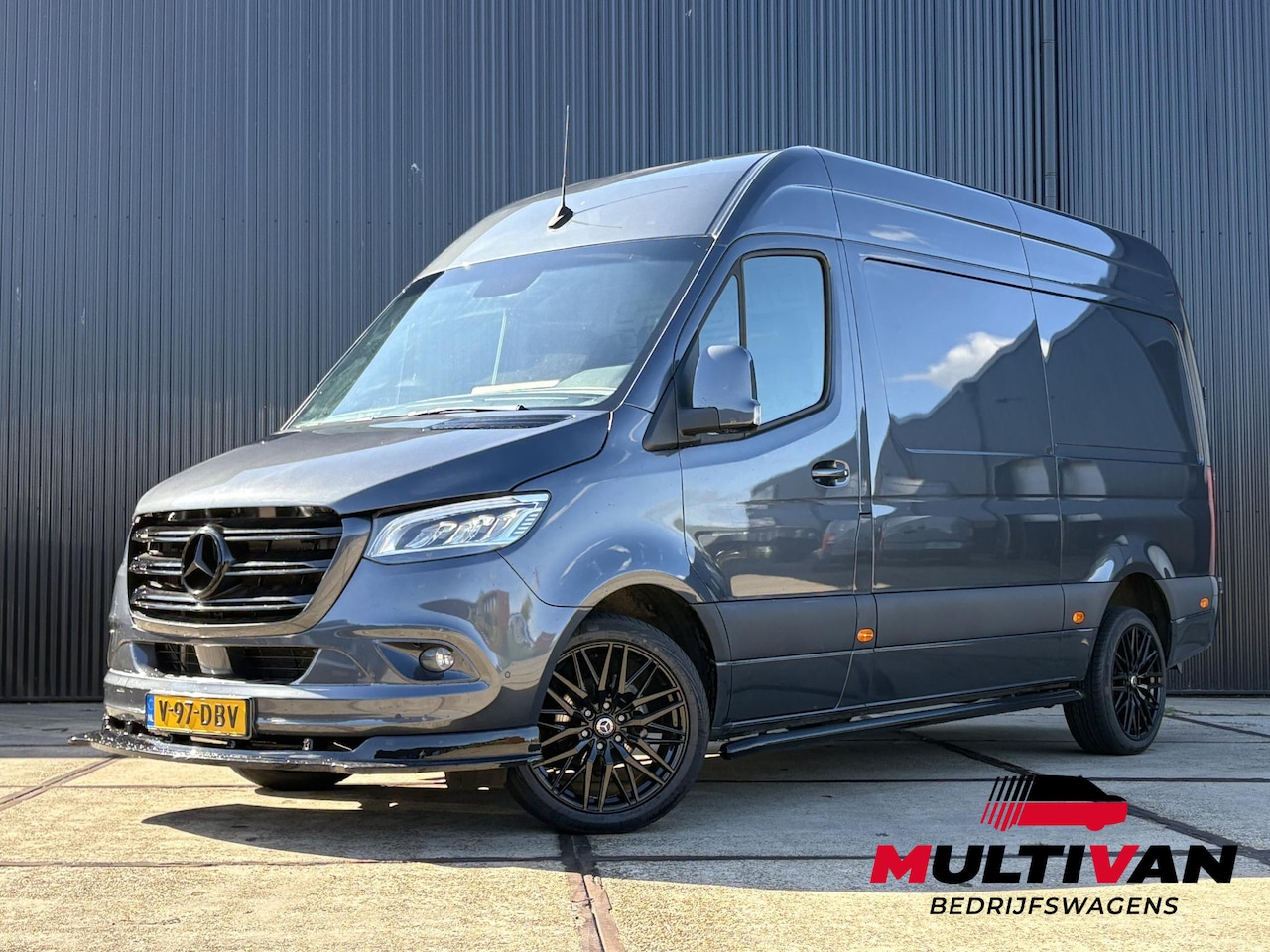 Mercedes-Benz Sprinter - 317 L2H2 | LMV 20" | 3500KG | GROTE MBUX | COMFORTSTOEL MET VERWARMING | - AutoWereld.nl