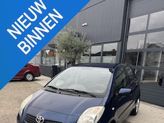 Toyota Yaris - 1.3 VVTi Sol