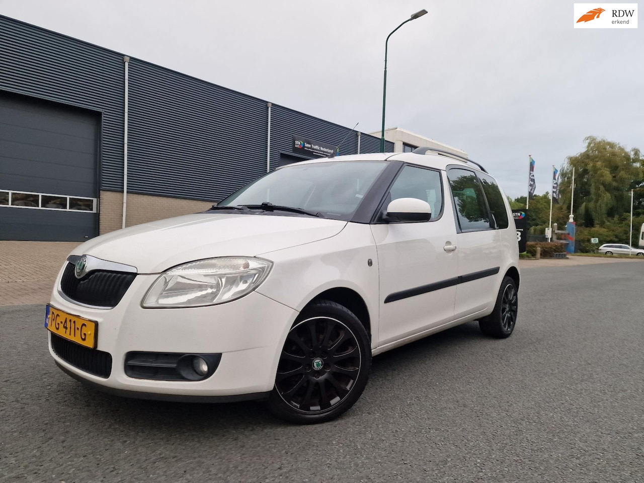 Skoda Roomster - 1.2 Go PSENSOR AIRCO 2 X SLEUTELS BOEKJES - AutoWereld.nl