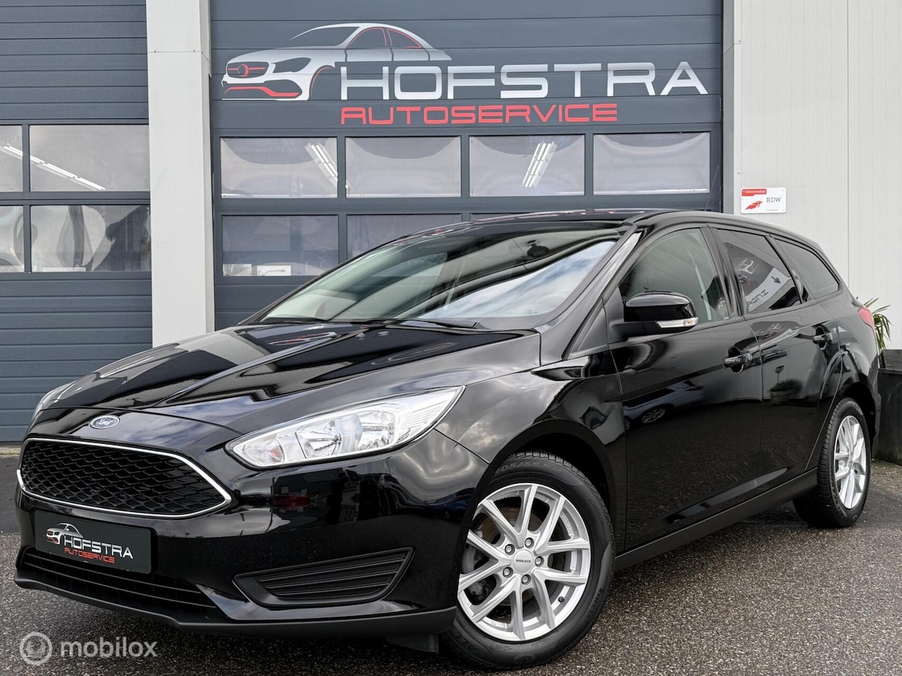Ford Focus Wagon - 1.0 Trend Stoel/Stuurverwarming Airco - AutoWereld.nl