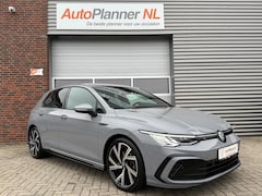 Volkswagen Golf - VIII 1.5 eTSI R-Line Camera Cruise Navi