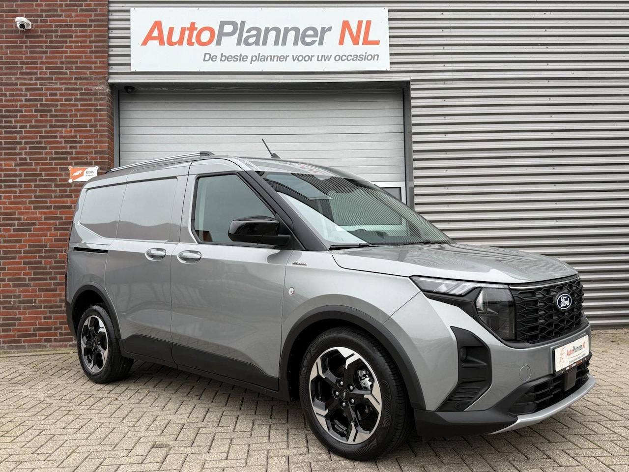 Ford Transit Courier - 1.0 EcoBoost! Camera! Clima! Cruise! - AutoWereld.nl