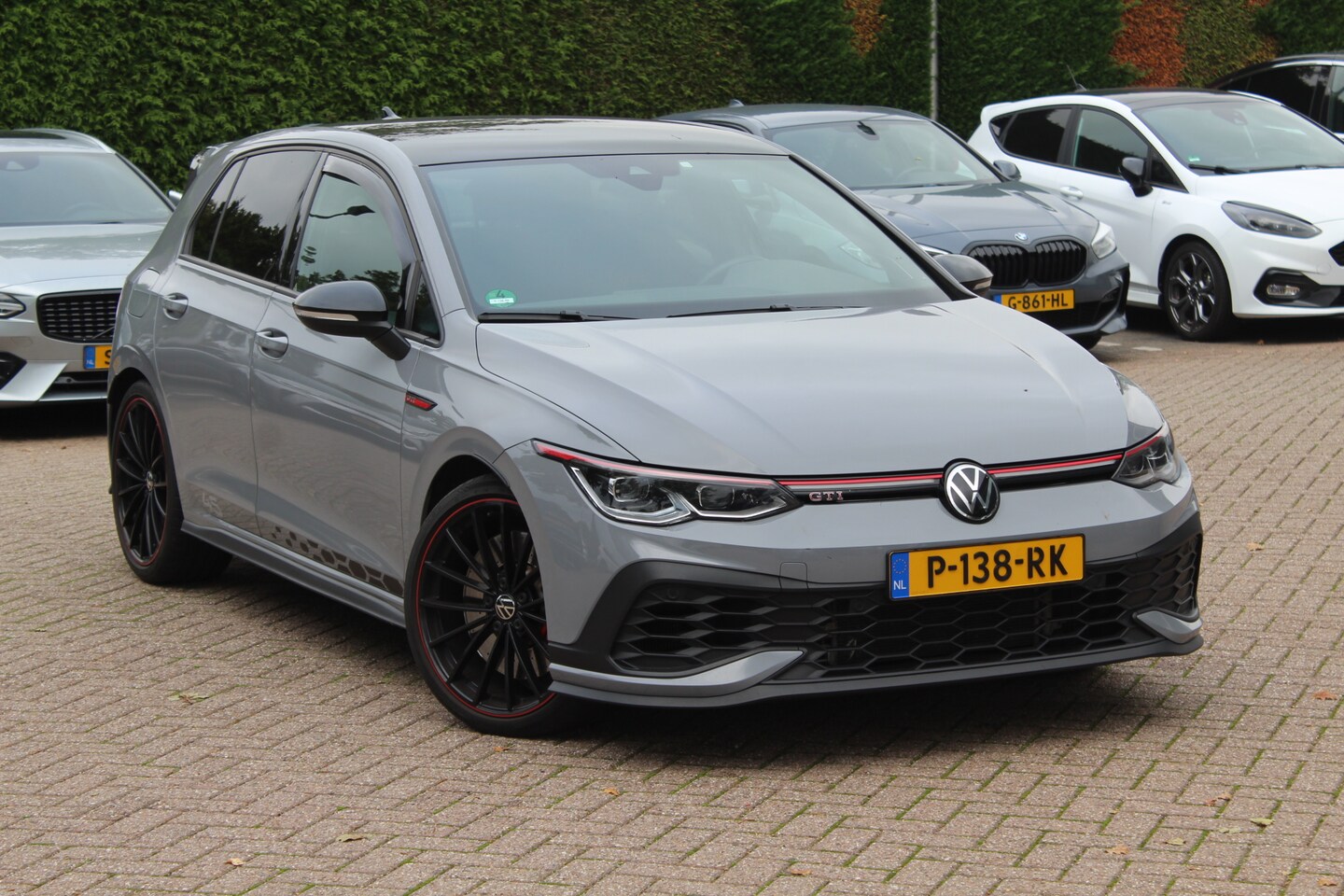 Volkswagen Golf - 2.0 TSI GTI Clubsport 45 Jahre Edition / Verlengde Garantie / Akrapovic / Trekhaak / Camer - AutoWereld.nl
