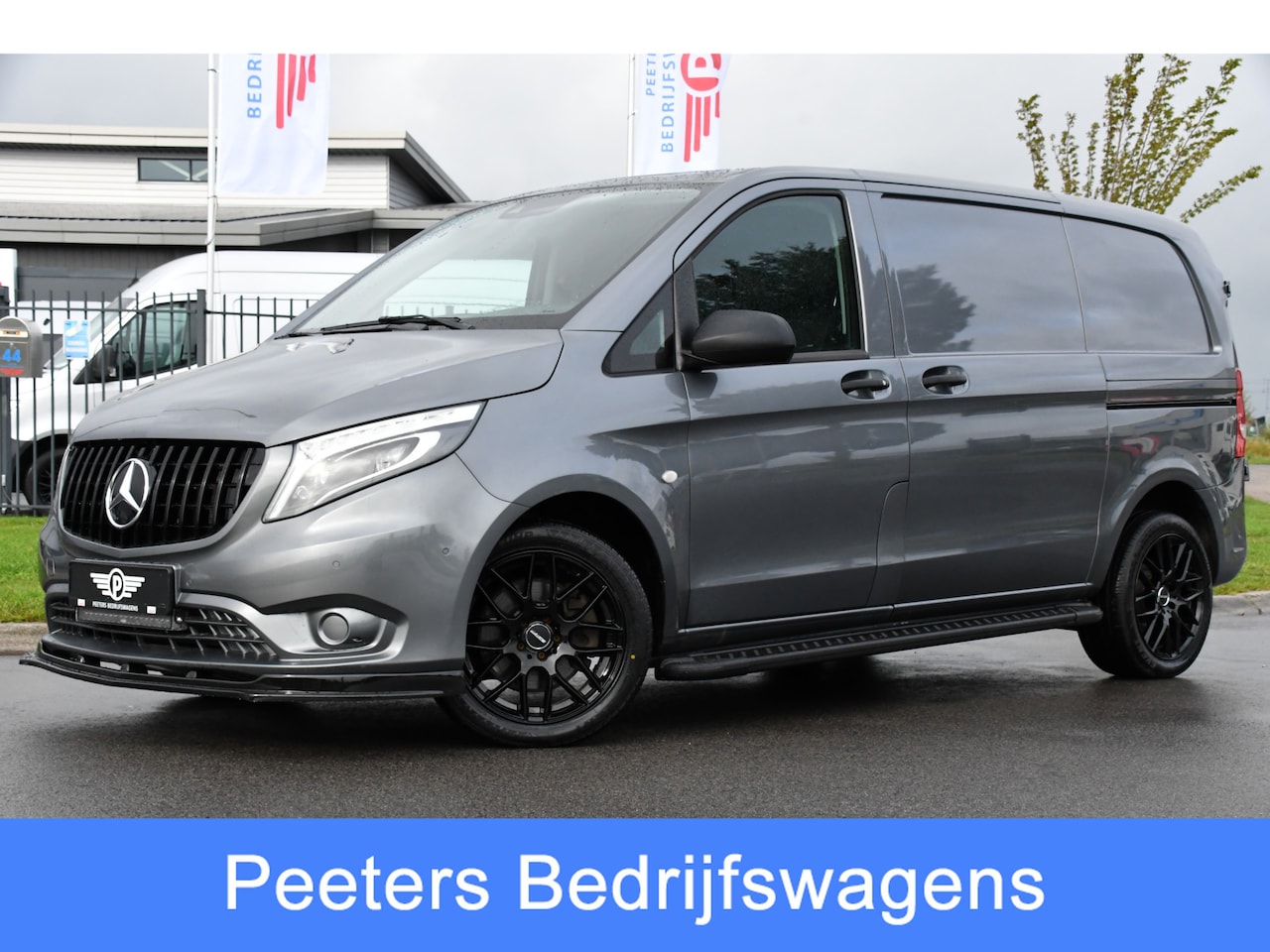 Mercedes-Benz Vito - 119 CDI AMG Edition Adaptieve Cruise, Camera, LED, Carplay, 2 x Schuifdeur, Leder, Stoelve - AutoWereld.nl