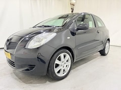 Toyota Yaris - 1.3 VVT-i Sol Airco