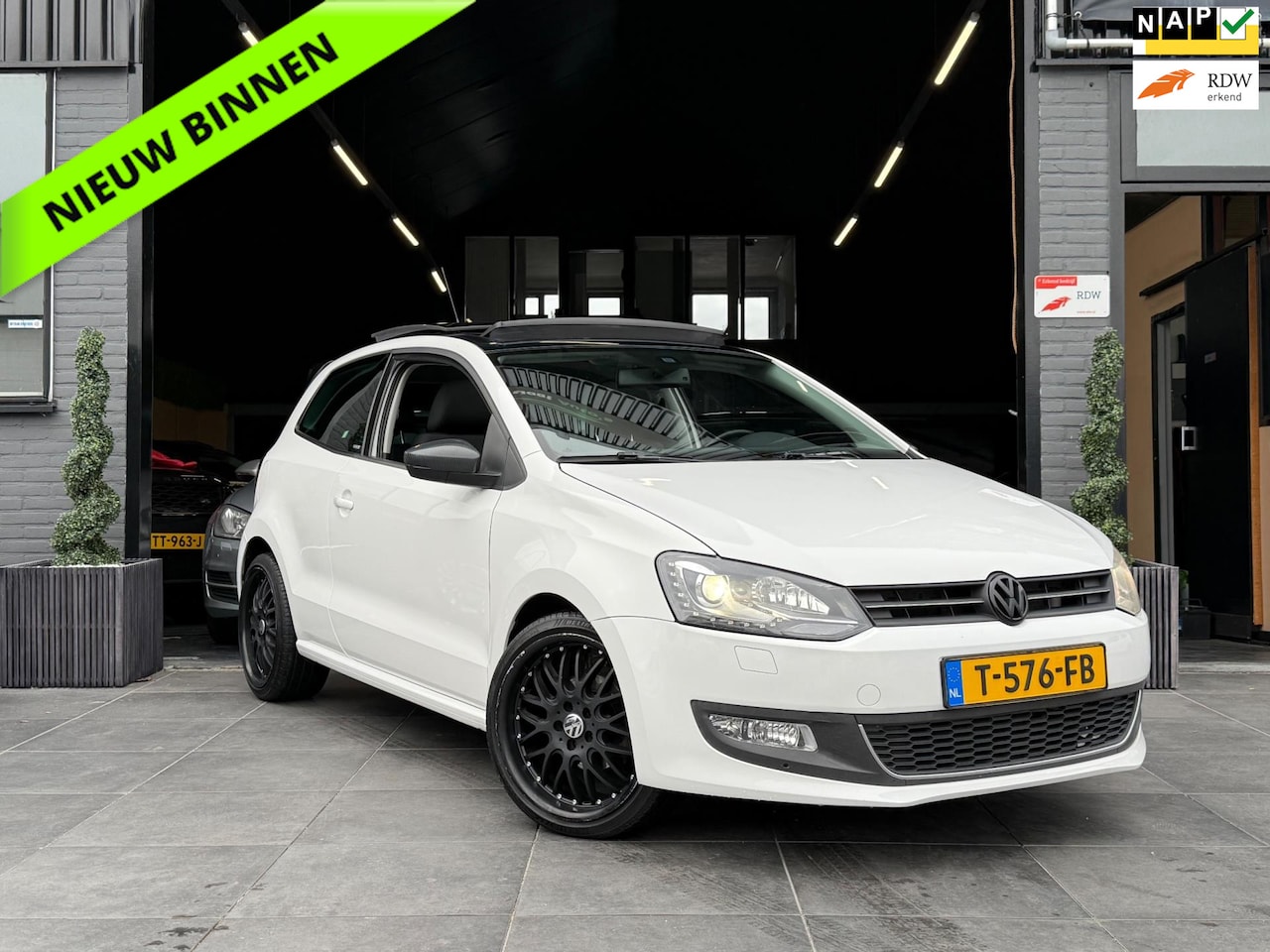 Volkswagen Polo - 1.2 TSI Comfortline|Panoramadak|Cruise|Airco - AutoWereld.nl