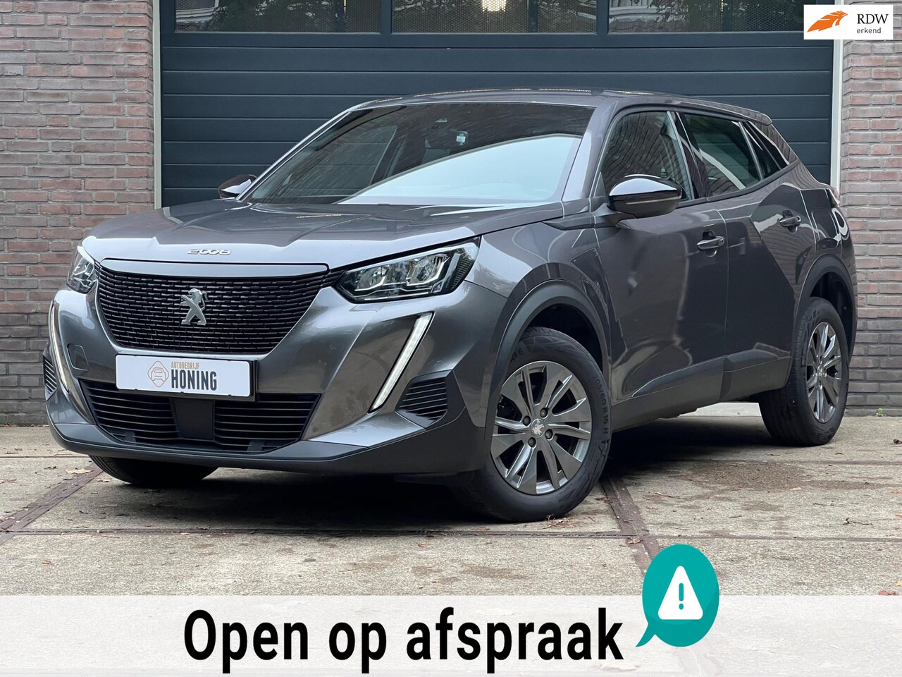 Peugeot 2008 - Active 130pk | Carplay/AndroidAuto | Parkeercamera | Stoelverwarming - AutoWereld.nl