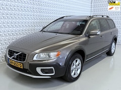 Volvo XC70 - 2.4 D5 Summum AUTOMAAT met APK tot 10-2026 (2008)