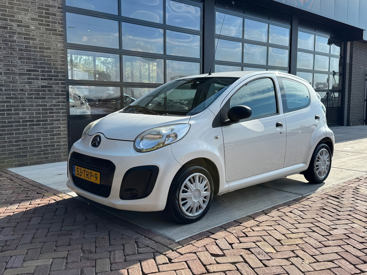 Citroën C1 - 1.0 Attraction | Airco | Radio | 5 Deur | - AutoWereld.nl