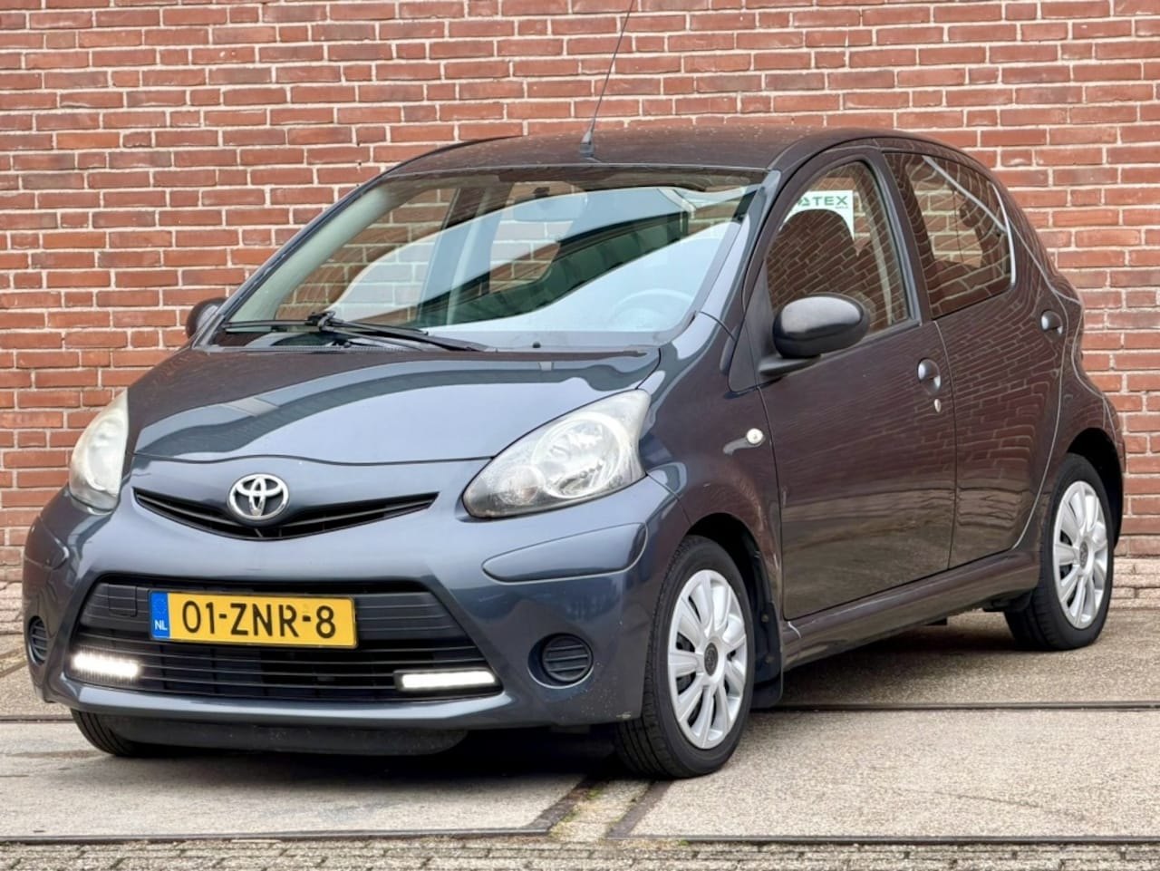 Toyota Aygo - 1.0 VVT-i Aspiration 1.0 VVT-i Aspiration - AutoWereld.nl