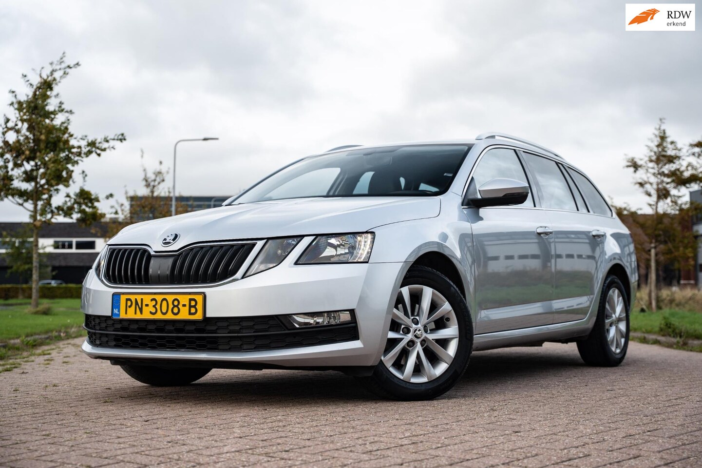 Skoda Octavia Combi - 1.0 TSI Greentech Ambition Business 1.0 TSI Greentech Ambition Business - AutoWereld.nl