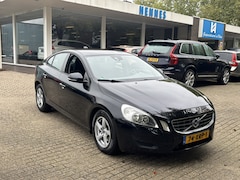 Volvo S60 - 1.6 T3 Aut6 Kinetic RTI Bluetooth PDC V+A