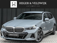 BMW 5-serie Touring - 530e xDrive M-SPORT | 360 CAMERA | ICONIC GRILL | HEAD-UP | ADAPTIVE LED | AMBIANCE VERLIC