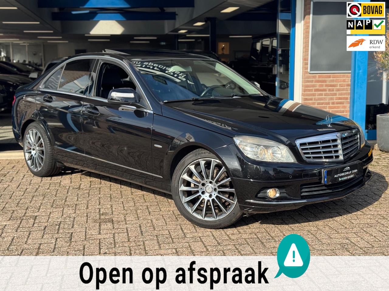 Mercedes-Benz C-klasse - 200 K Elegance Zwart 2008 Youngtimer - AutoWereld.nl