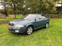Skoda Octavia - 1.6 Ambiente AUTOMAAT