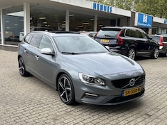 Volvo V60 - 2.0 T4 Business Sport Schuidak Keyless PDC Camera