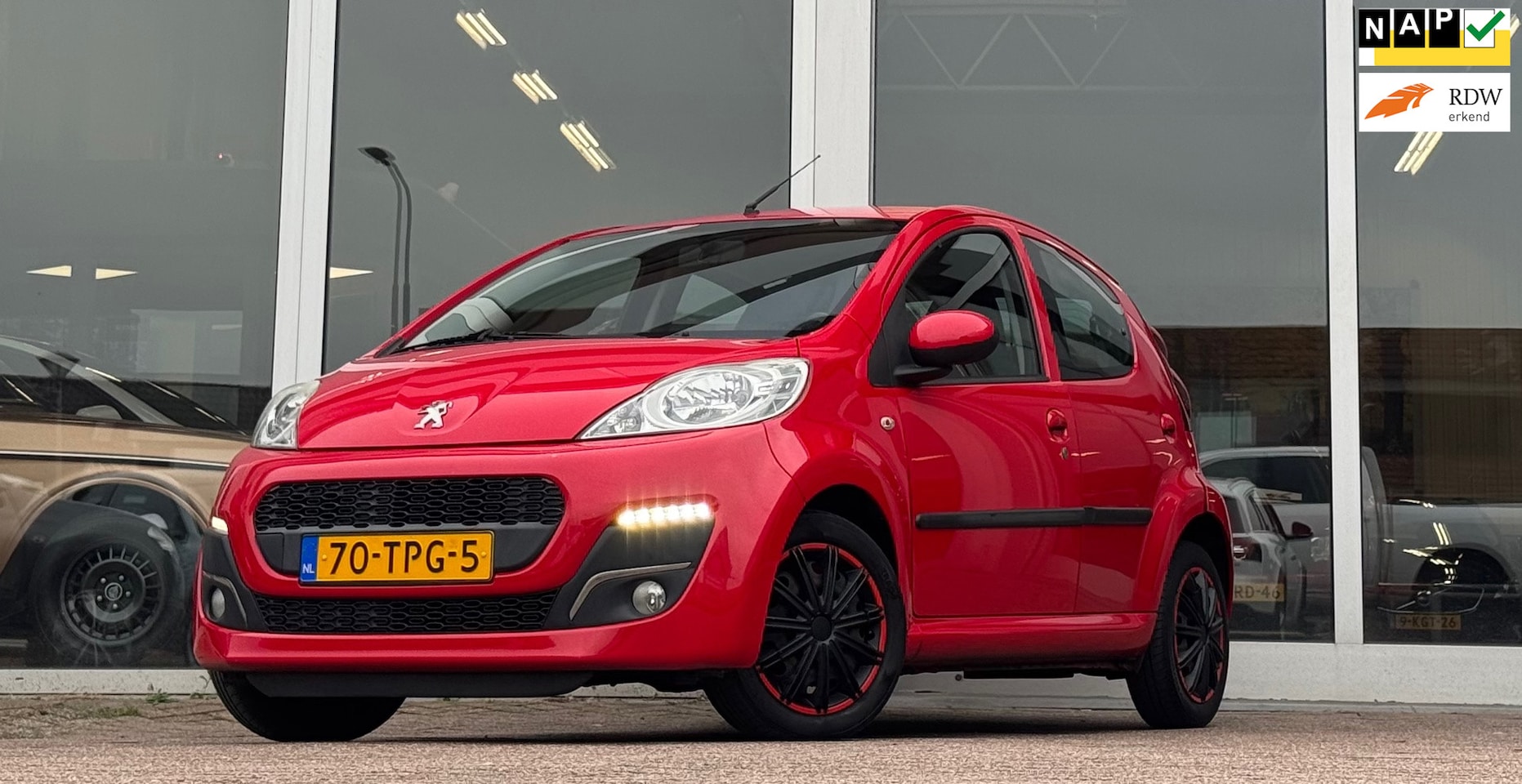Peugeot 107 - 1.0i Active Automaat 2e Eigenaar Airco LED APK 07-10-2026 - AutoWereld.nl