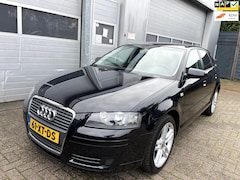 Audi A3 Sportback - 1.6 FSI Ambiente 5D 2007-Navi-Clima-Velgen