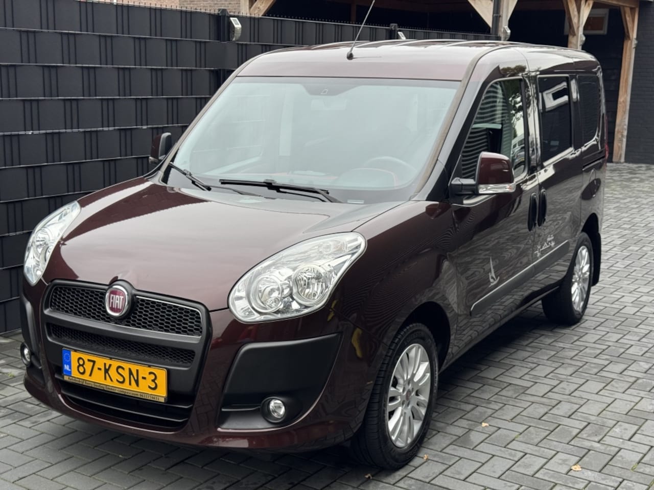 Fiat Doblò - 1.4 Emotion| 5PERS| CLIMA| CRUISE| NAP| LM| 2010 - AutoWereld.nl
