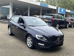 Volvo V60 - 2.0 T5 245pk Aut8 Xenon Navi PDC V+A Leder