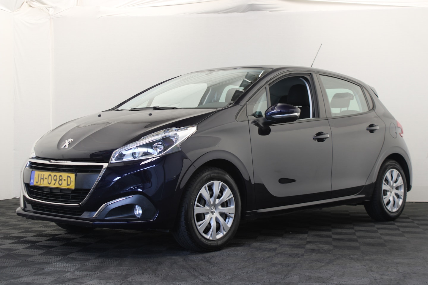 Peugeot 208 - 1.2 PureTech Blue Lion |Navi| - AutoWereld.nl