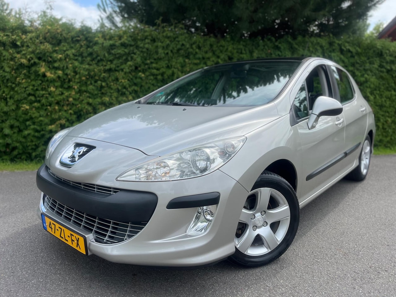 Peugeot 308 - 1.6 VTi XS PANORAMADAK NAVIGATIE TREKHAAK NAP - AutoWereld.nl